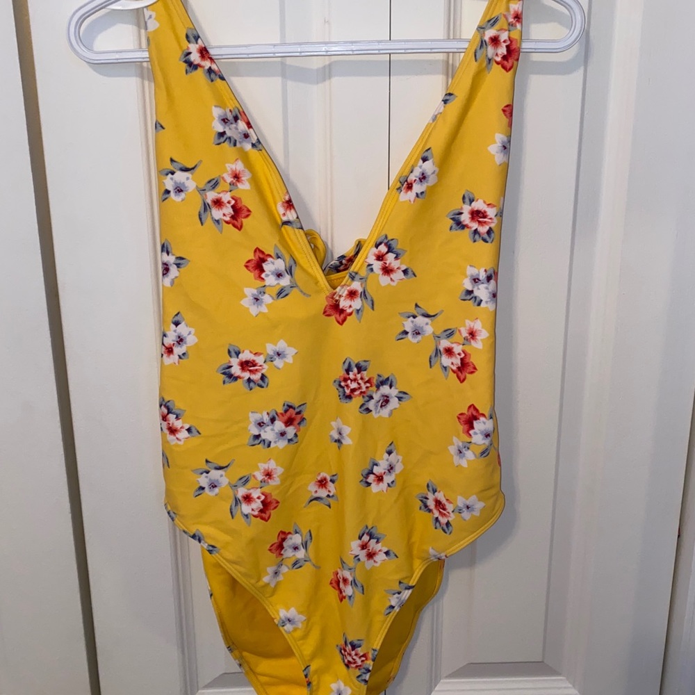 One piece bathing suit